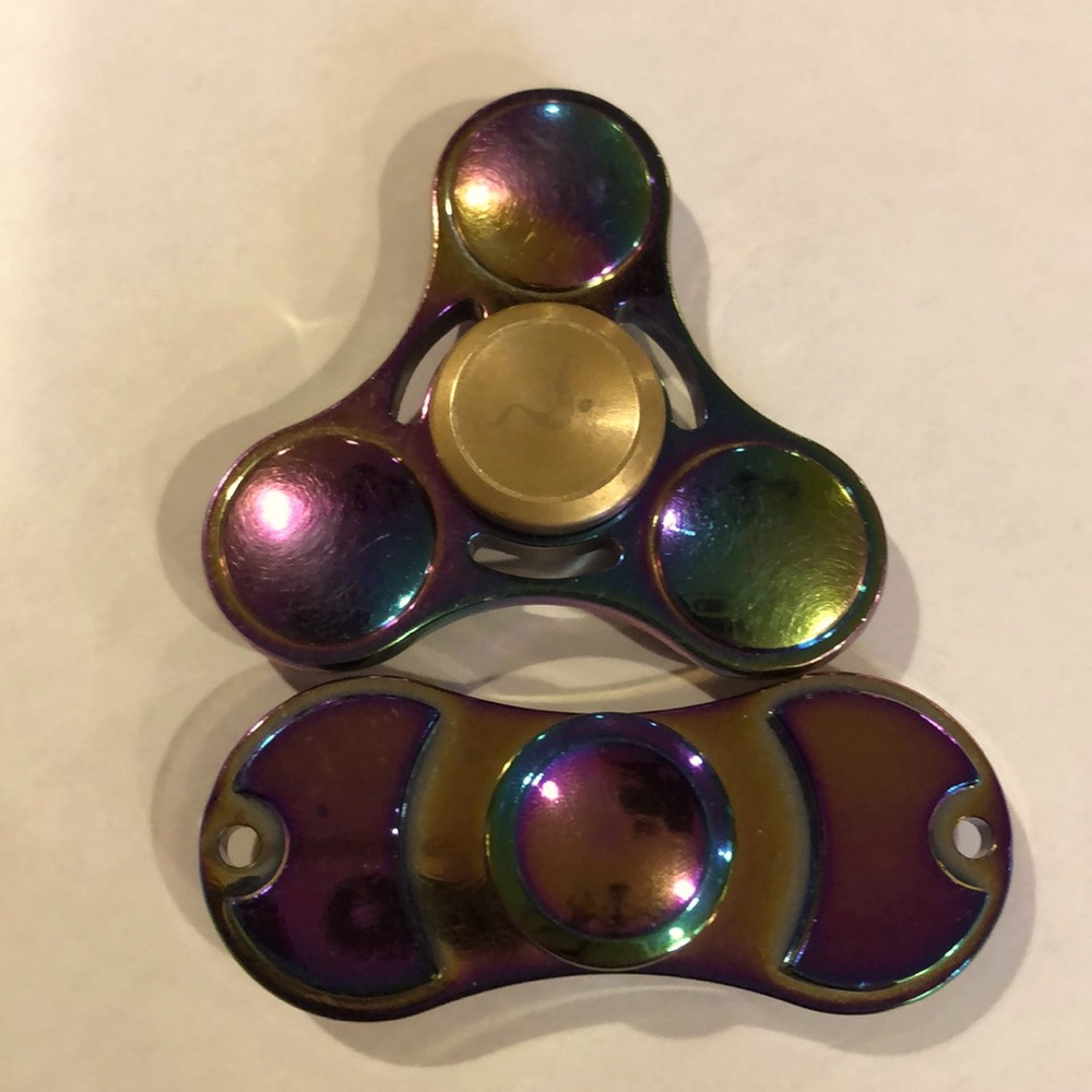 Fidget spinners